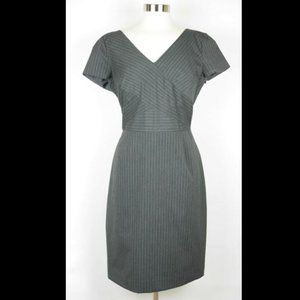 BANANA REPUBLIC Women's 14 Gray pin stripe short sleeve sheath dress knee length